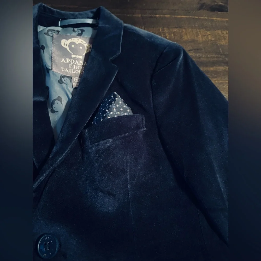 Appaman Elegant Navy Blue Velvet Suit 3T - Picture 3 of 16